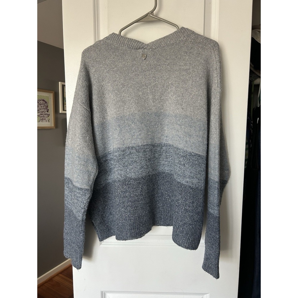 Kuhl Women's Blue Color Block Ombre Sweater V Neck Size Large - Picture 2 of 7